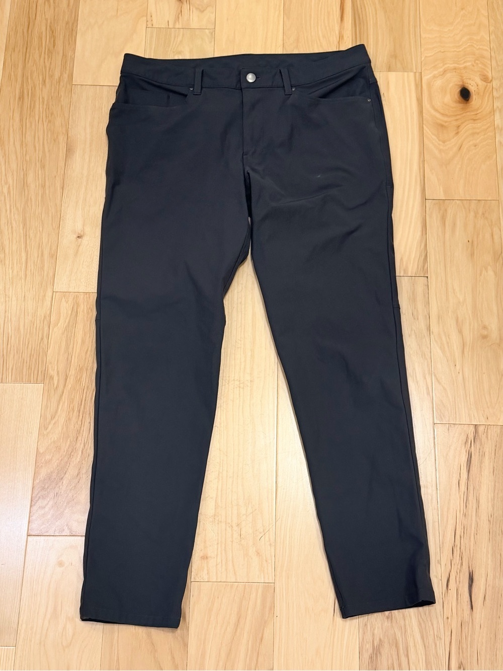 Lululemon Men’s ABC Slim Fit Pants 30”